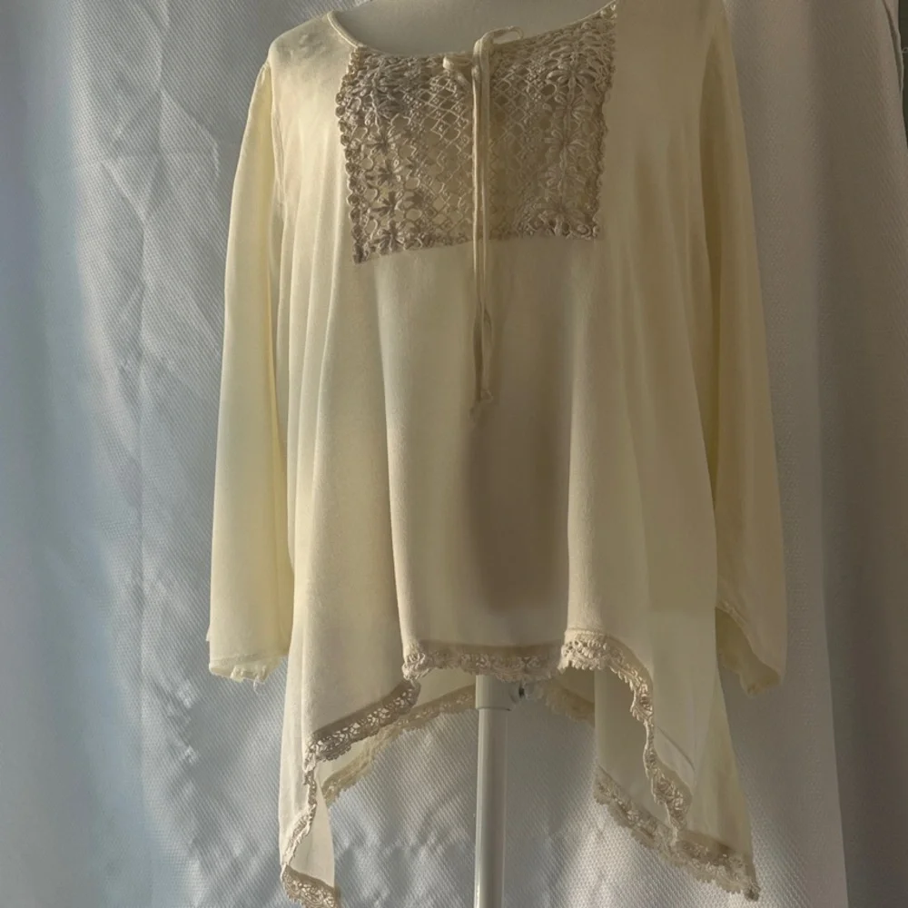 American Rag Ivory Lace Detail Blouse